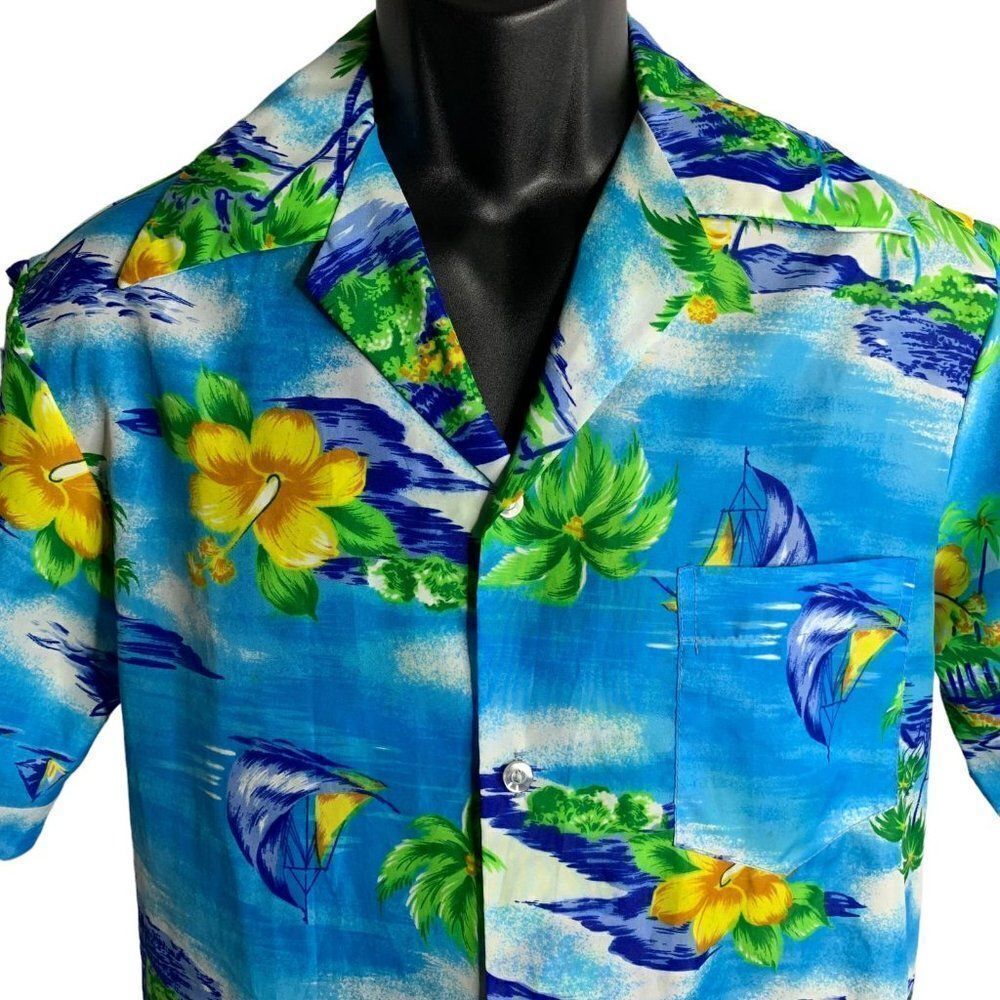 Vintage 70s Pomare Hawaiian Shirt M Blue Floral Button Up Pocket Short Sleeve